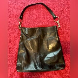 Classic Black Genuine Leather Shoulder Bag - Leather Factory- Firenze Italy